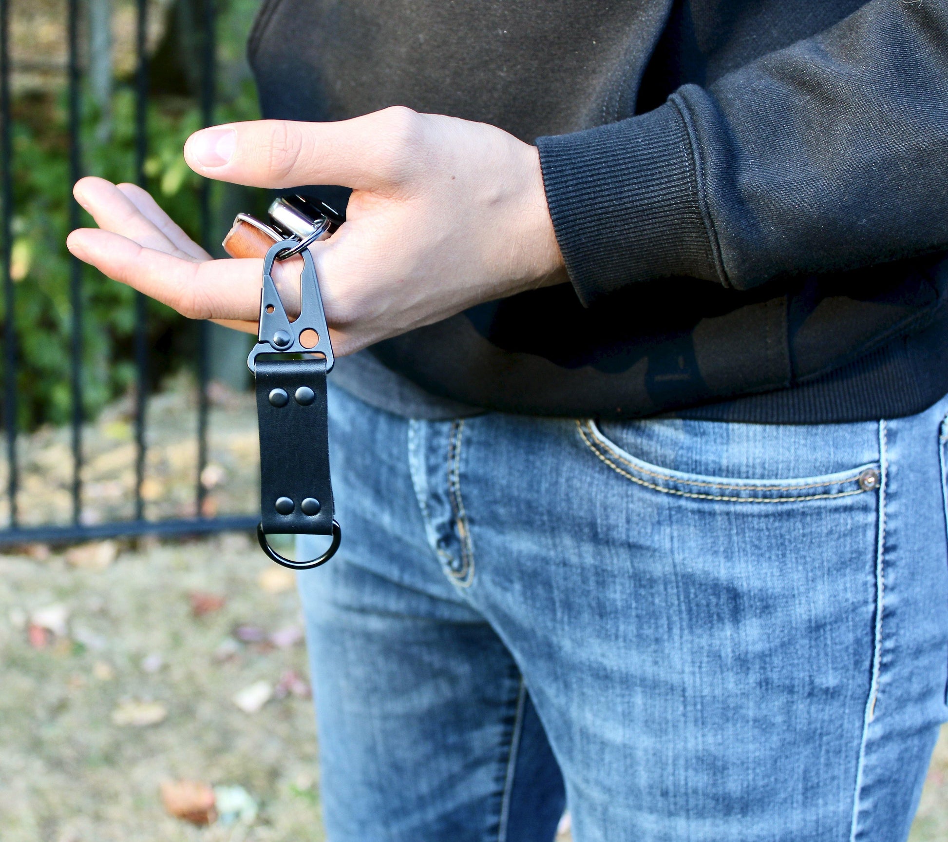 Designs By Harubin Leather keychains HK Clip. Leather keychain for men or women. Leather key fob personalized. personalized leather key holder. Black leather keychain