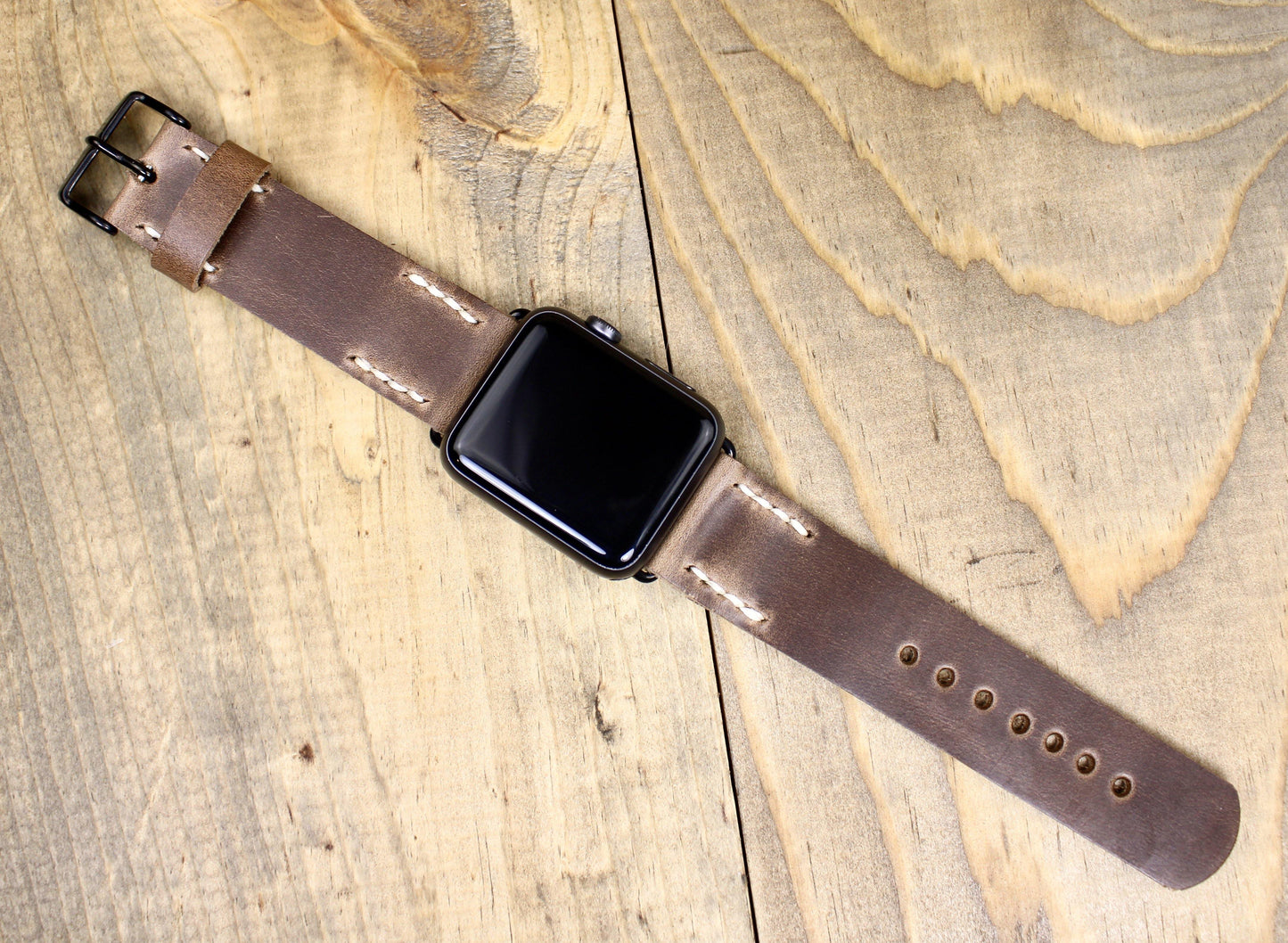 Brown Horween Leather Apple Watch Band. Handmade Leather Apple Watch Strap. 38mm, 40mm, 41mm, 42mm. 44mm, 45mm leather Apple Watch band. Leather watch band for women or men. 3rd anniversary leather gift. Leather Accessory for Men. Leather gift for men or women. Leather watch strap for husband.