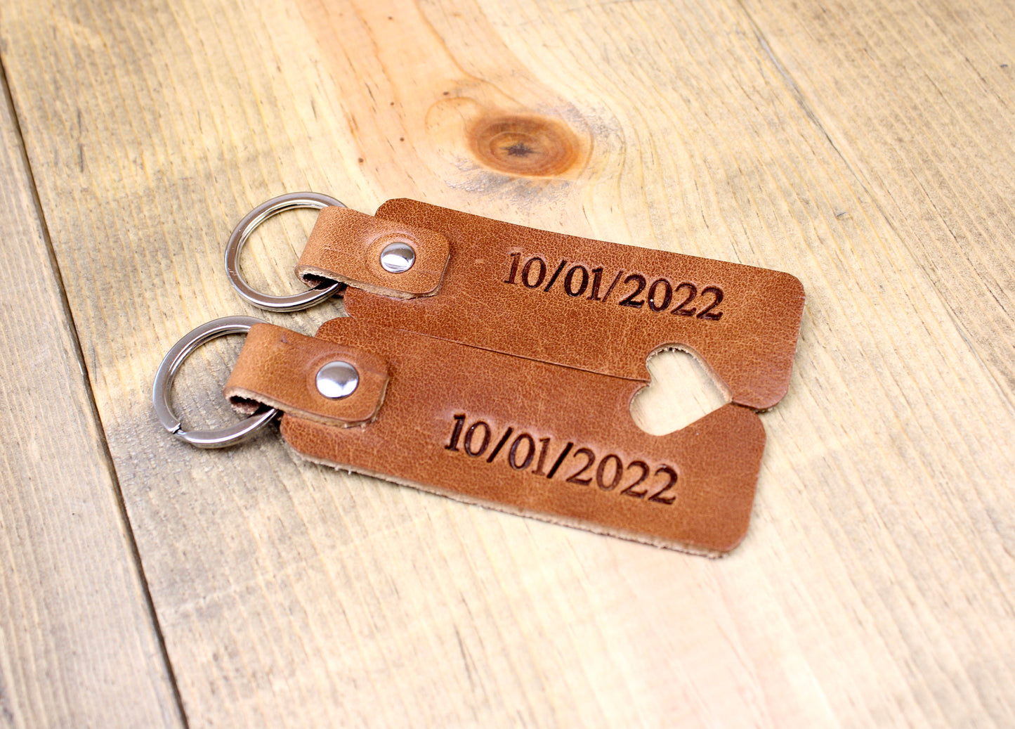 Leather Keychain. Couples keychain. 3rd anniversary gift. Keyhchain for women. keychain for men. leather key chain. valentines day keychain. keychain for men.