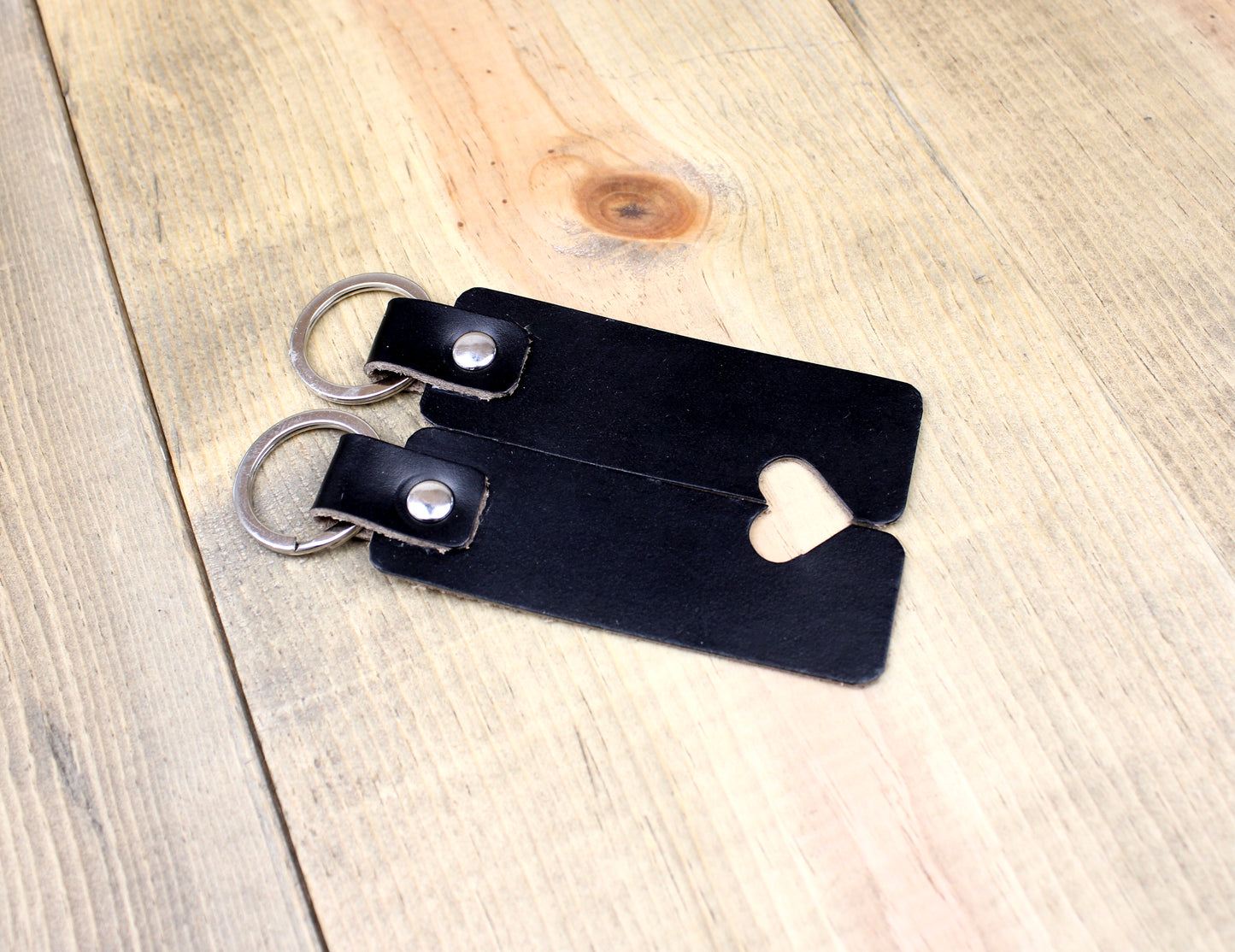 Leather Keychain. Couples keychain. 3rd anniversary gift. Keyhchain for women. keychain for men. leather key chain. valentines day keychain. keychain for men.