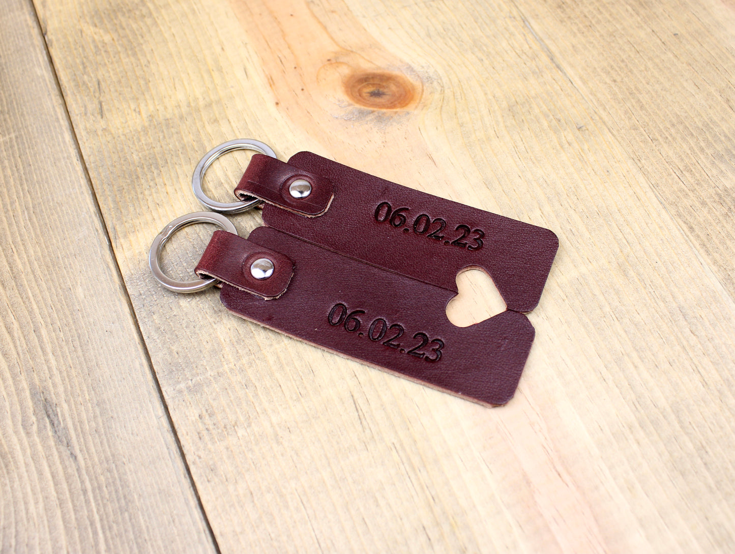 Leather Keychain. Couples keychain. 3rd anniversary gift. Keyhchain for women. keychain for men. leather key chain. valentines day keychain. keychain for men.