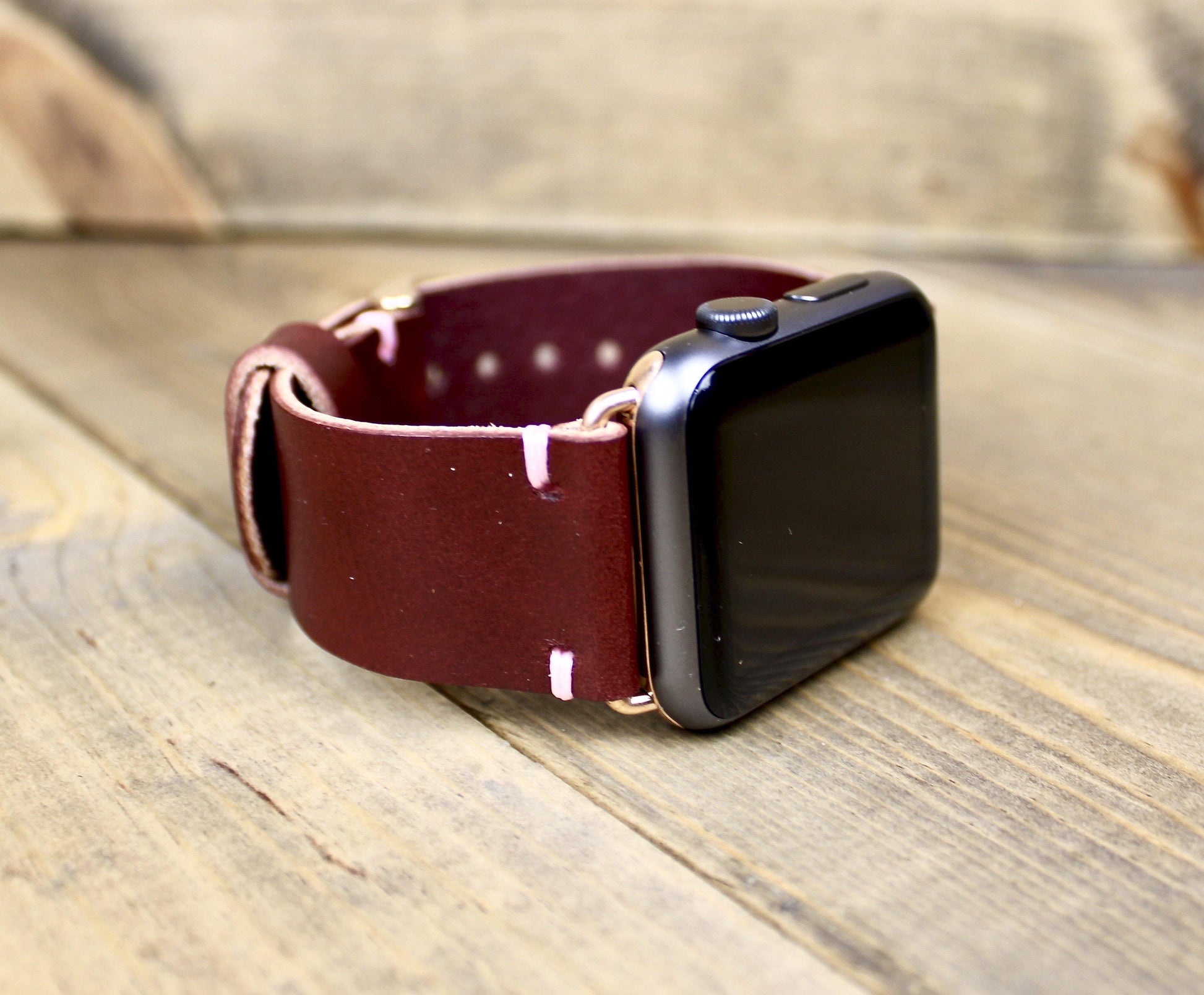 Burgundy Leather Apple Watch Band. Handmade Leather Apple Watch Strap. 38mm, 40mm, 41mm, 42mm. 44mm, 45mm leather Apple Watch band. Leather watch band for women or men. 3rd anniversary leather gift. Leather Accessory for Men. Leather gift for men or women. Leather watch strap for husband.