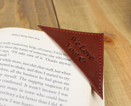 Leather Corner Bookmark - Designs By Harubin. Leather Bookmark for men or women, 3rd anniversary gift leather. book lover gift. Handmade leather bookmark. personalized leather bookmark for men or women. leather accessory. leather gift. handmade leather gift. leather gift for husband.