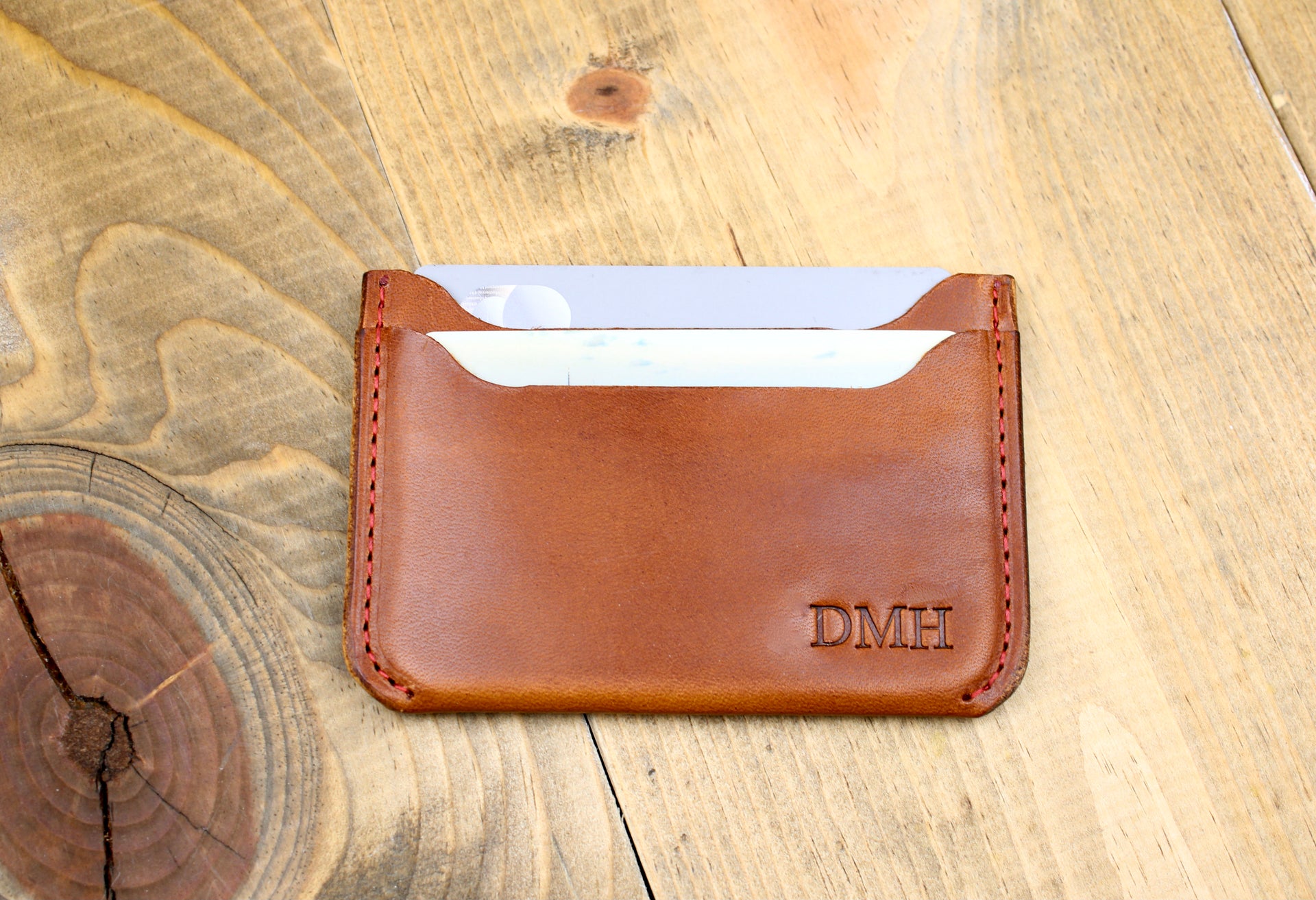 Brucle Compact Brown Leather Wallet - Artisanal & Versatile