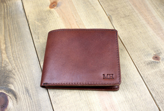 leather wallet. bifold wallet for men. handmade leather wallet