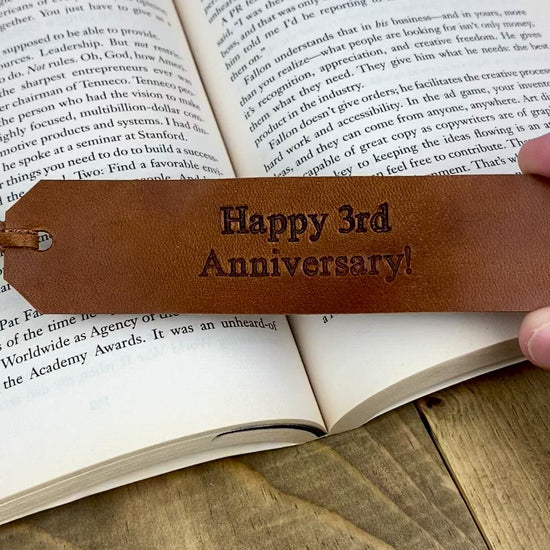 Personalized leather bookmark. Handmade leather bookmark. Custom made bookmark. leather gift for men. leather gift for women. book gift for men. booklover gift. graduation gift for men. gift for husband. leather accessory. 3rd anniversary leather gift.